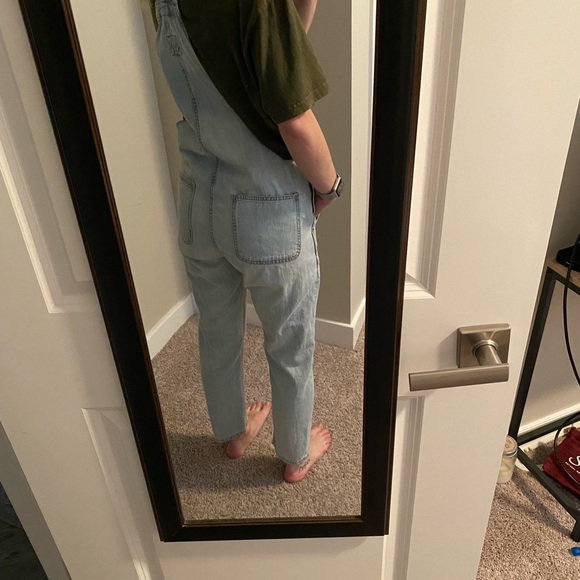 Gap Overalls - Picture 5 of 5